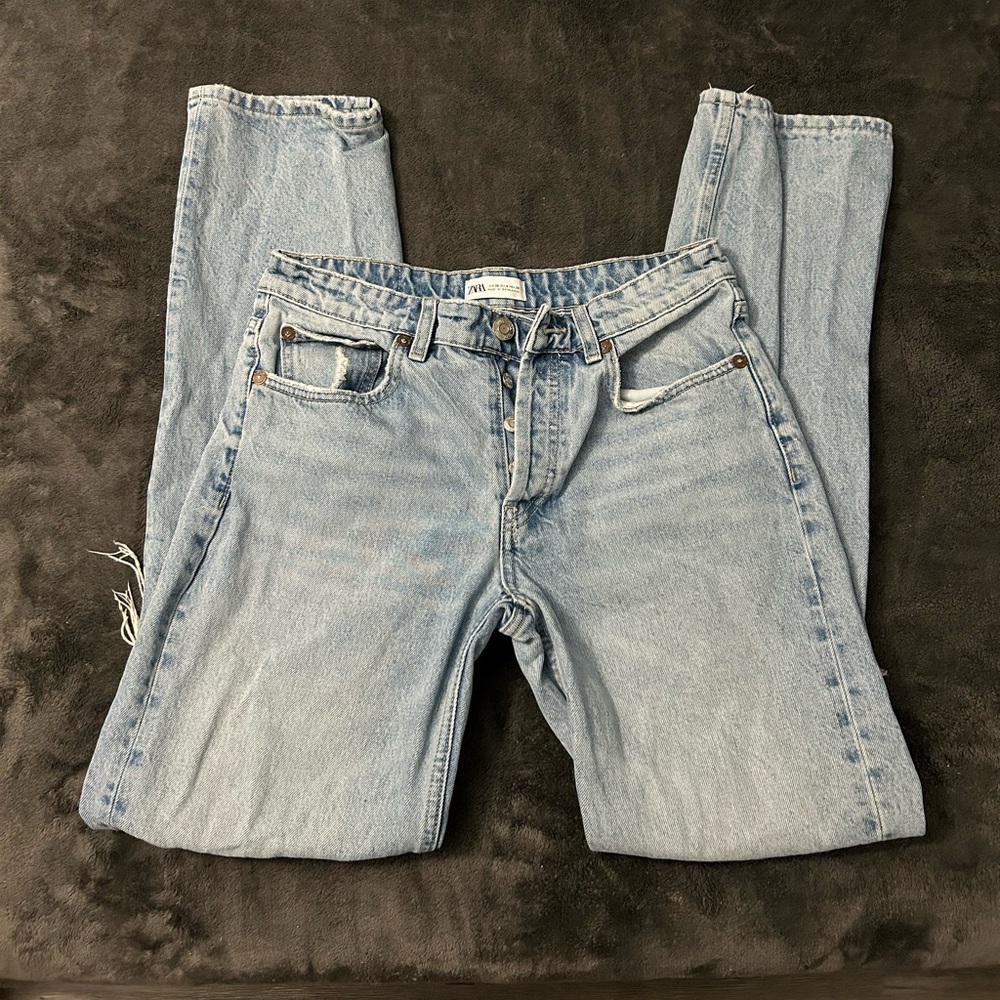 Zara “boyfriend” fit jeans